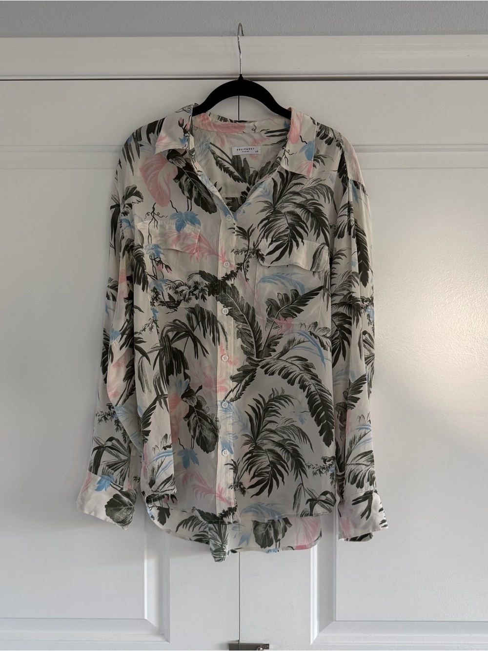 Equipment SILK Tropical Palm-Print Button-Down Shirt - Cream Pink & Blue -Size L